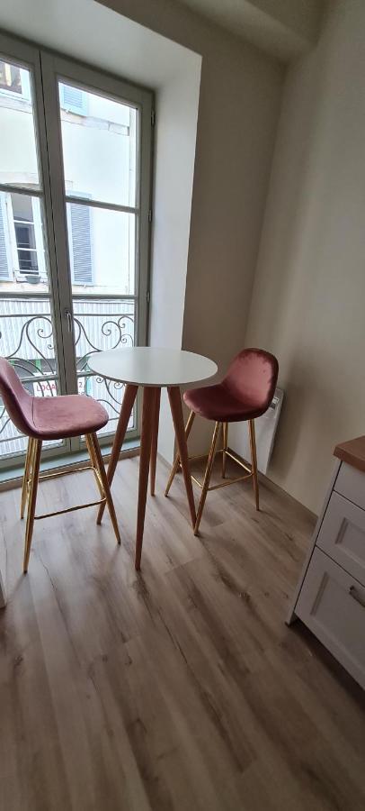 Les Coursives Appartements Mâcon Exterior photo